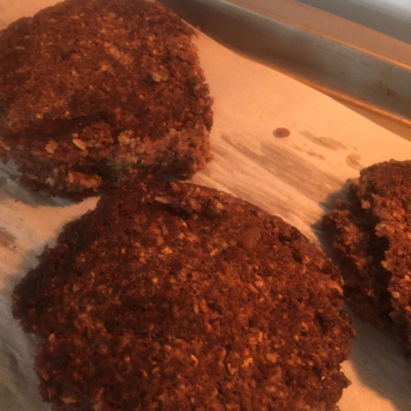 Black Bean and Walnut Burgers