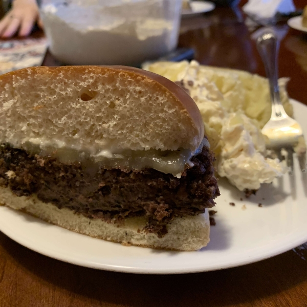 Black Bean and Walnut Burgers