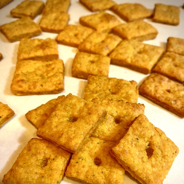 Chef John's Cheesy Crackers