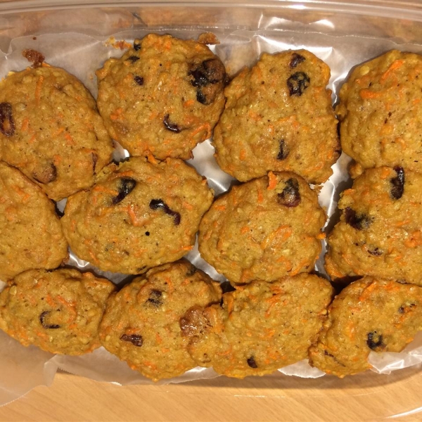 Oatmeal Carrot Craisin® Cookies