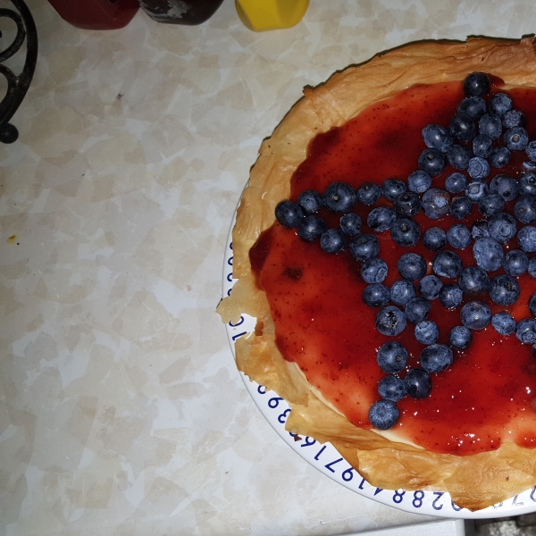 Red, White, and Blueberry Cheesecake Pie