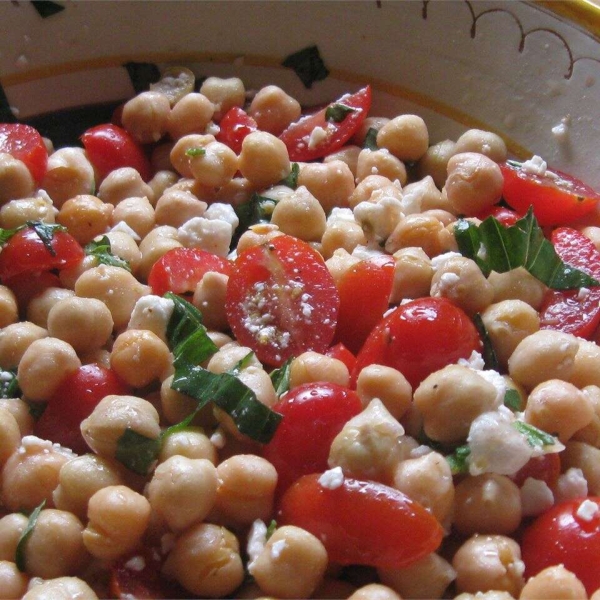 Summer Chickpea Salad