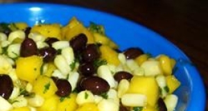 Mango Salsa with Corn and Black Beans