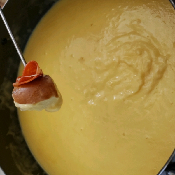 Better-Than-a-Restaurant Cheese Fondue