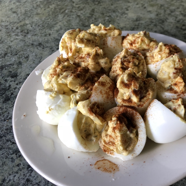 Di's Delicious Deluxe Deviled Eggs
