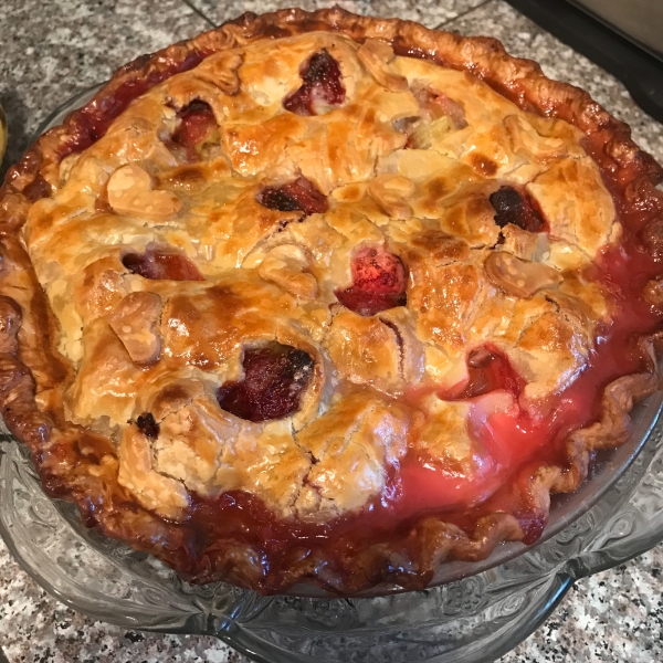 Rhubarb and Strawberry Pie