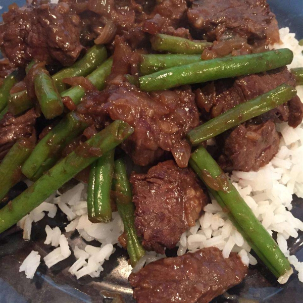 Thịt Bò Xào Đậu (Vietnamese Stir-Fried Beef and Green Beans)