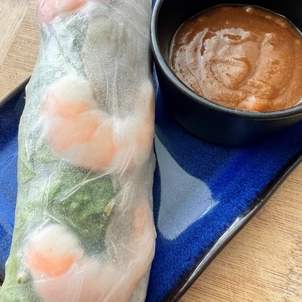 Goi Cuon (Vietnamese Spring Roll with Pork and Prawns)