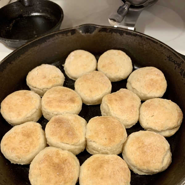 Easy Sourdough Biscuits