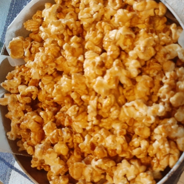 Classic Caramel Corn