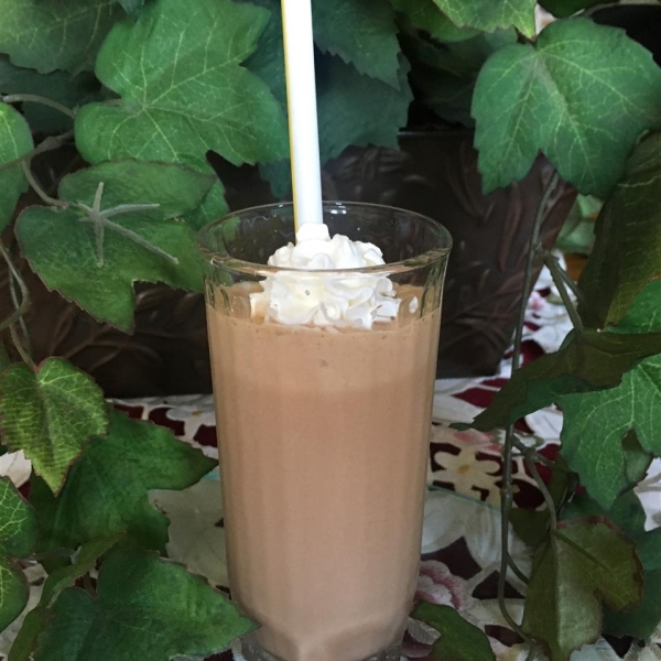 Heather and Kristen's PB and Chocolate Extravaganza Smoothie