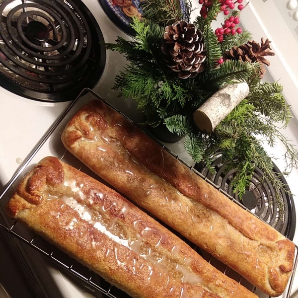 Juleskringle (Marzipan Christmas Kringle)
