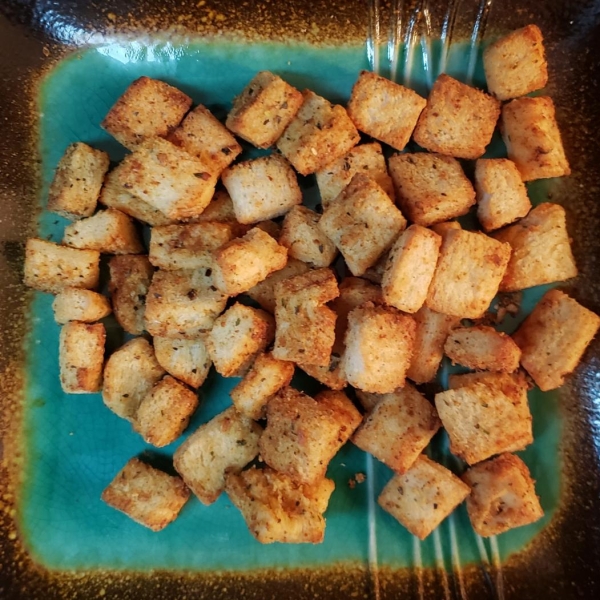 Homemade Croutons in the Air Fryer