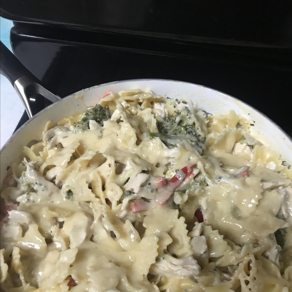 Chicken and Bow Tie Pasta
