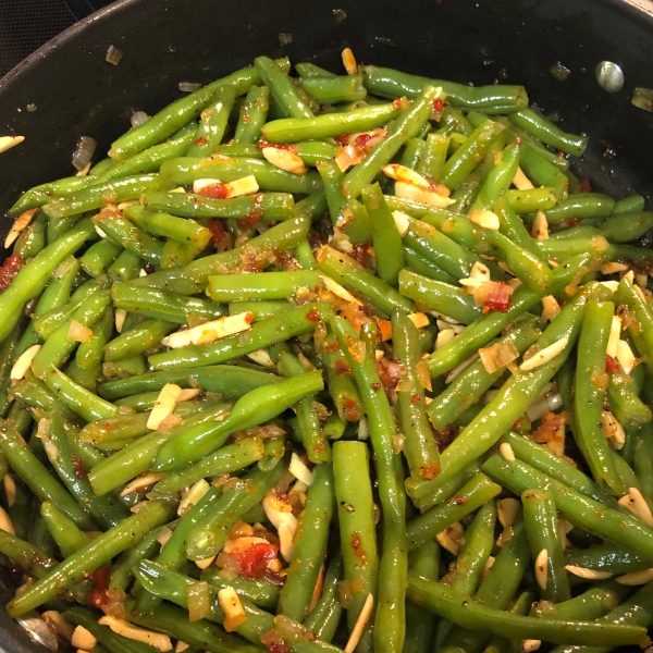 Green Beans with Almonds and Caramelized Shallots