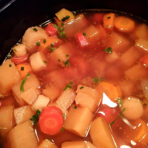 Slow Cooker Root Veggie Winter Soup