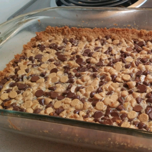 Peanut Butter/Chocolate Chip Cookie Bars