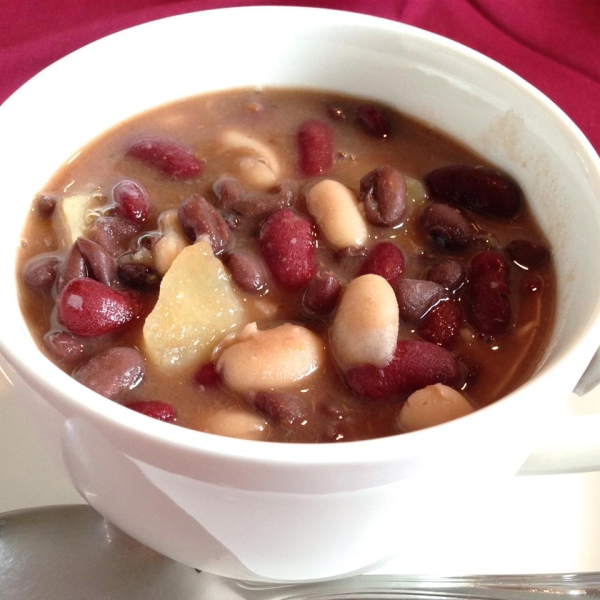 Spicy Three Bean Soup