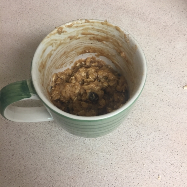 Microwaved Oatmeal Cookie Breakfast Cup