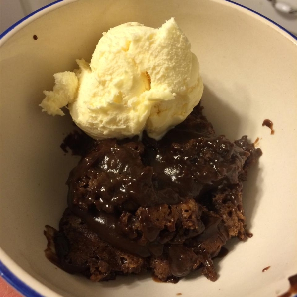 Hot Fudge Sundae Cake