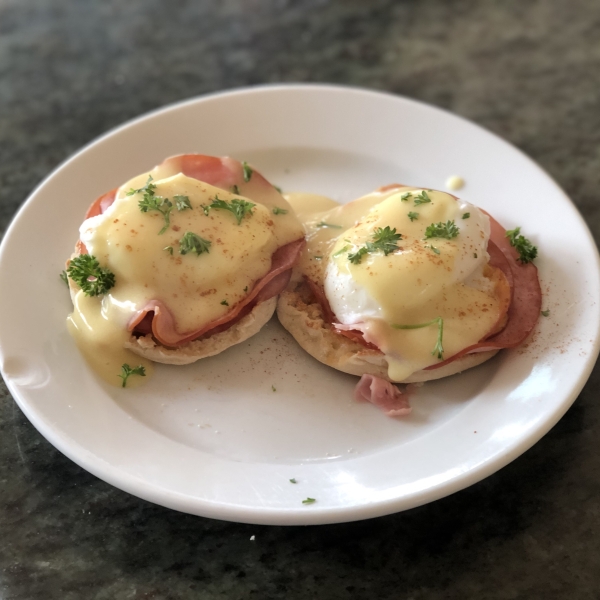 Quick and Easy Eggs Benedict