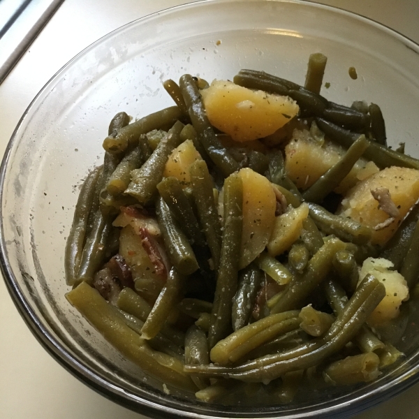 Slow Cooker Green Beans and Potatoes