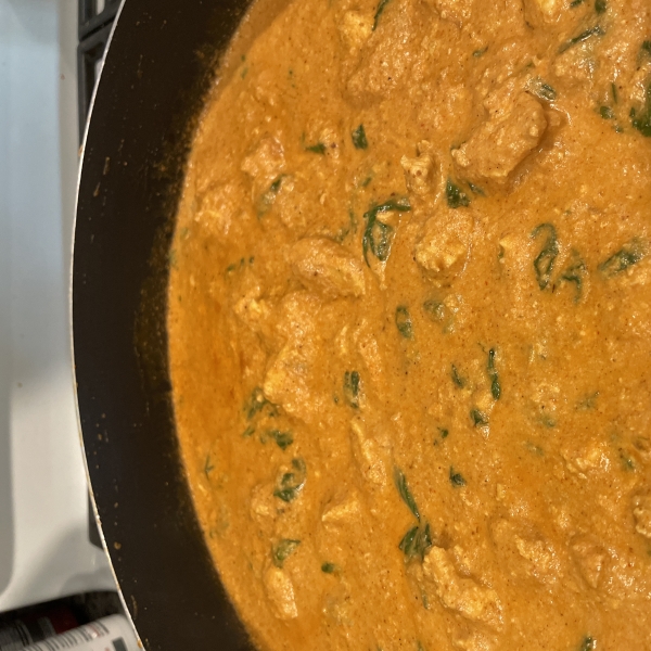 Creamy Cashew Chicken Curry