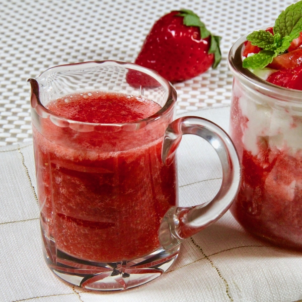 Vanilla-Strawberry Puree