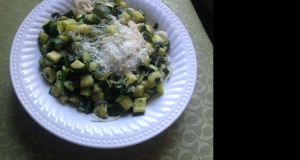 Quick Vegetarian Pasta with Zucchini and Yellow Squash