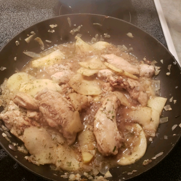 Skillet Apple Chicken