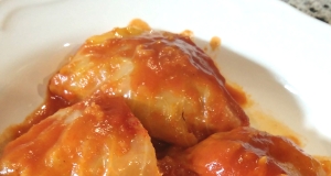 Stuffed Cabbage Rolls with Tomato Sauce