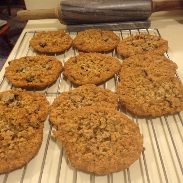 Oatmeal Cherry Walnut Cookies