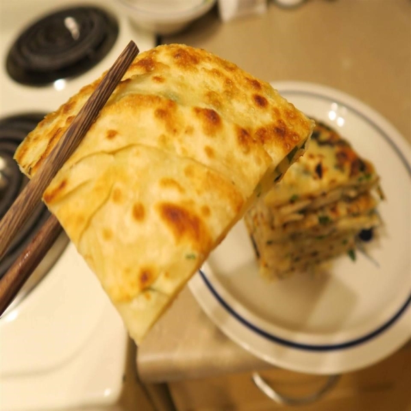 Chinese Green Onion Pancake