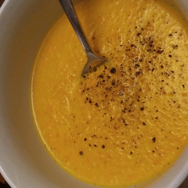 Curried Coconut-Carrot Soup