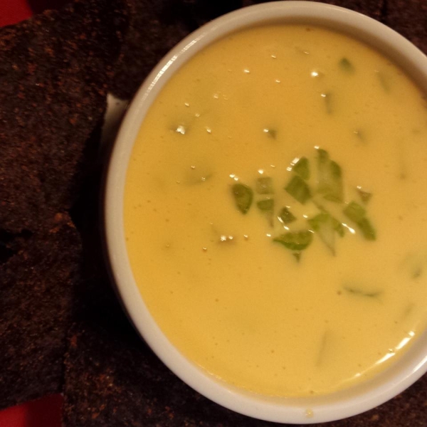 Famous Restaurant Queso Dip