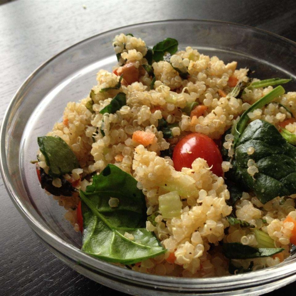 Quinoa Salad with Mint, Almonds and Cranberries