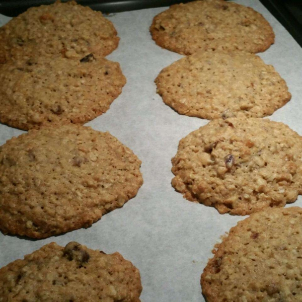Oatmeal Date Cookies