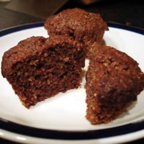 Sugarless Fruit Nut Muffins