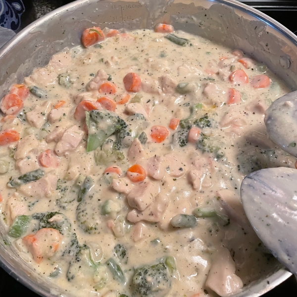 Creamy Broccoli-Chicken Soup