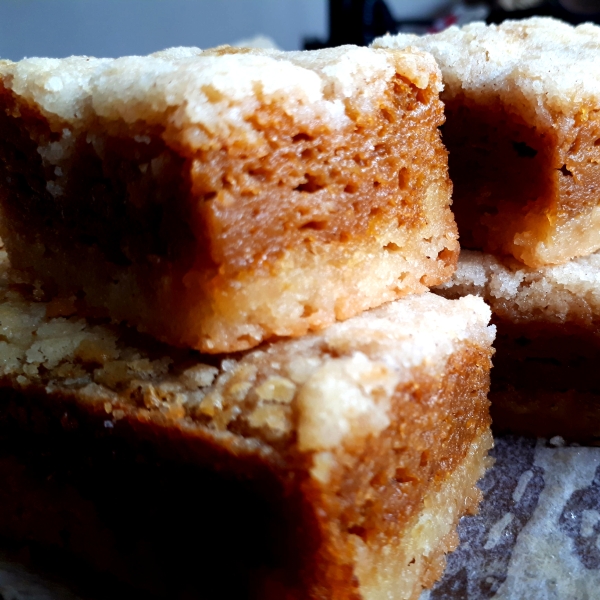 Pumpkin Shortbread Bars