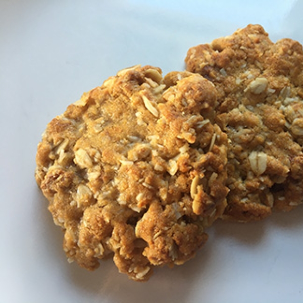 Anzac Biscuits (Australian Coconut-Oat Cookies)