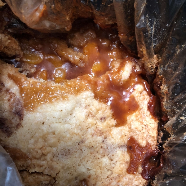 Slow Cooker Apple Cinnamon Bread Pudding