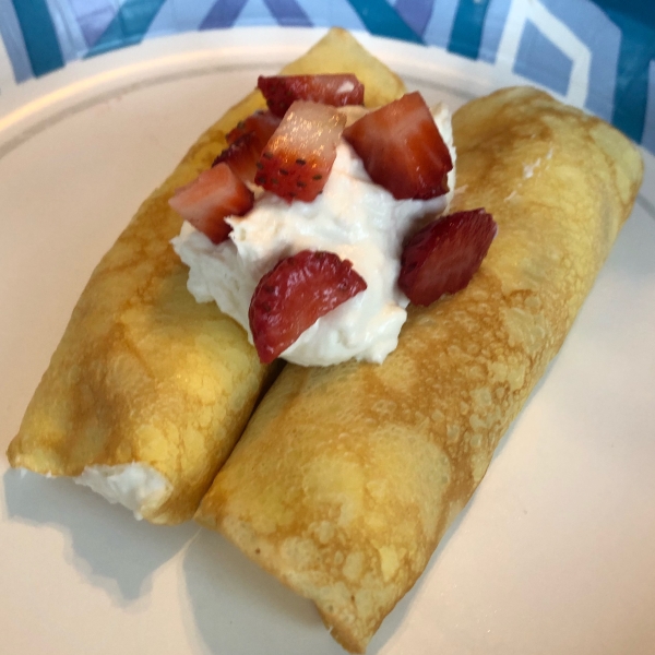 Creamy Strawberry Crepes