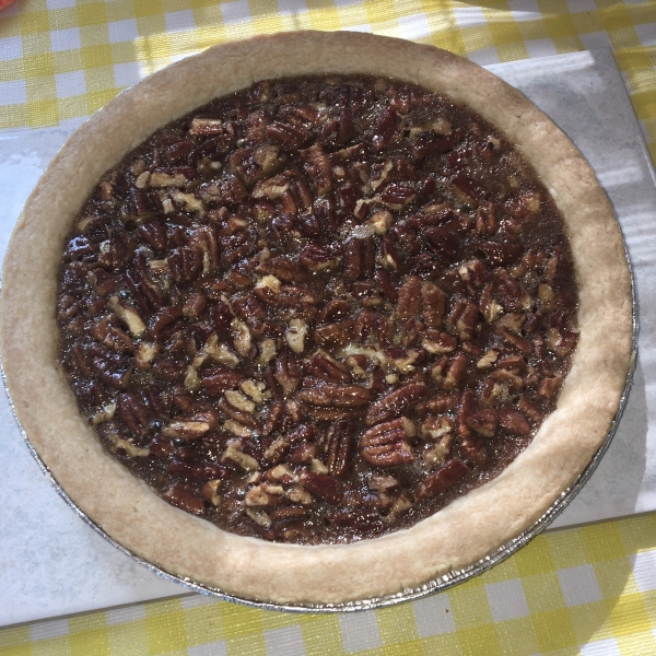 Old-Fashioned Honey Pecan Pie