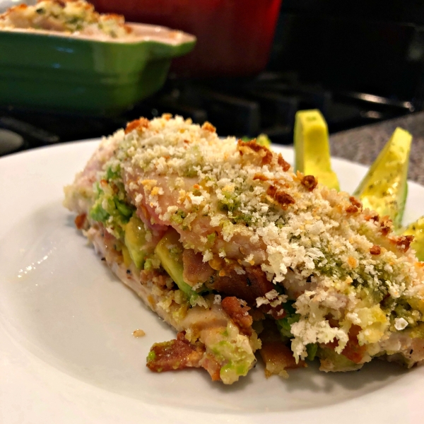 Oven-Roasted Chicken Breasts Stuffed with Avocado and Bacon