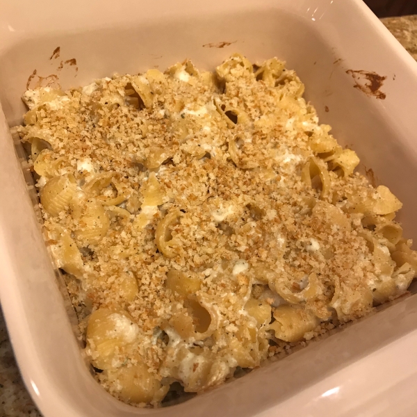 Baked Gruyere and Herb Macaroni