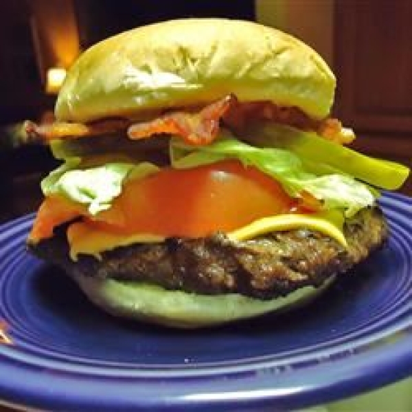 Juicy Deer and Bacon Burgers