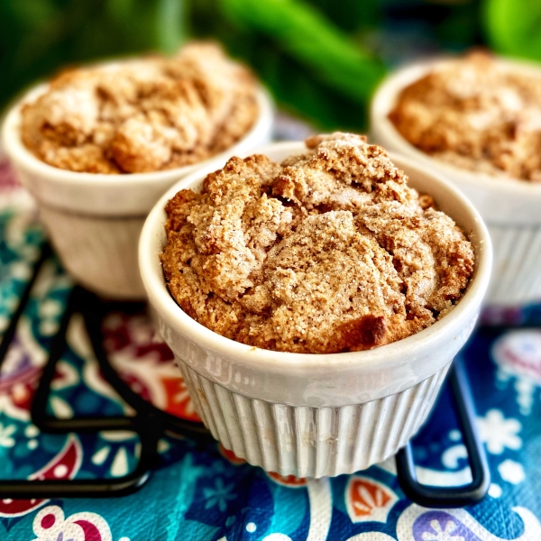 Mini Cinnamon Cakes