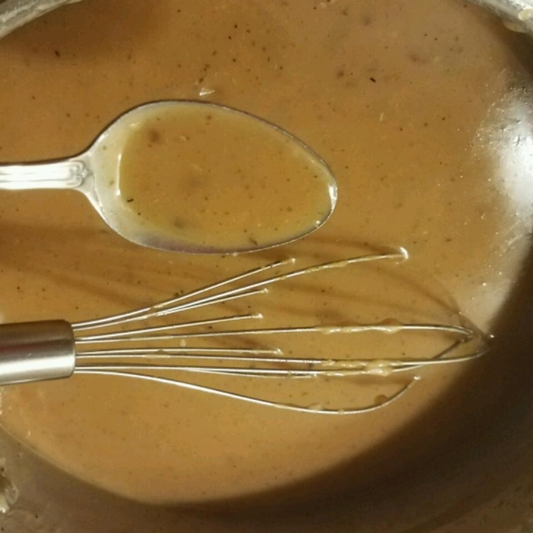 Rich Make-Ahead Turkey Gravy