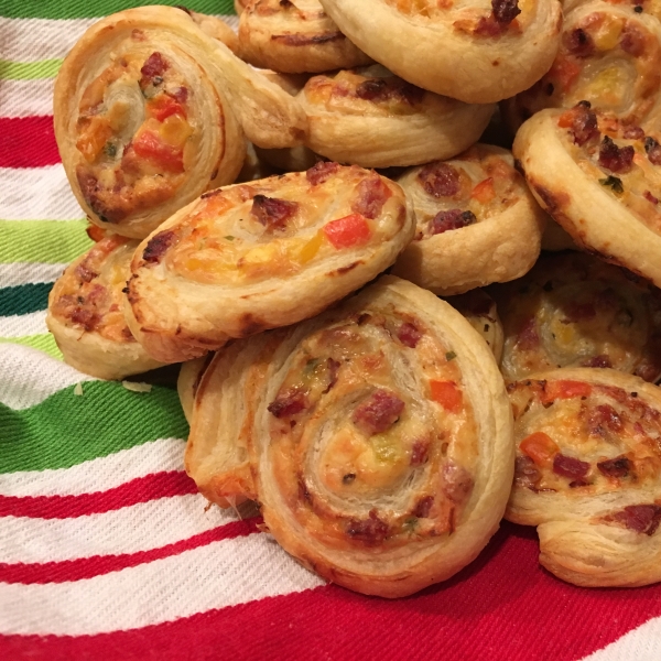 Puff Pastry Pinwheels with Bell Peppers, Cream Cheese, and Salami